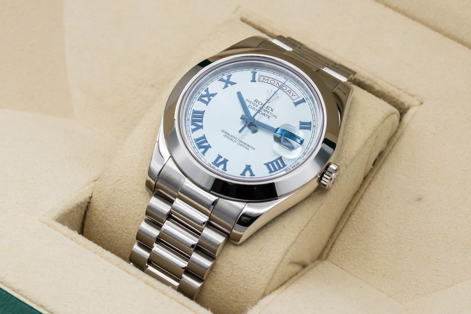 Rolex Day-Date II 218206 Image 5